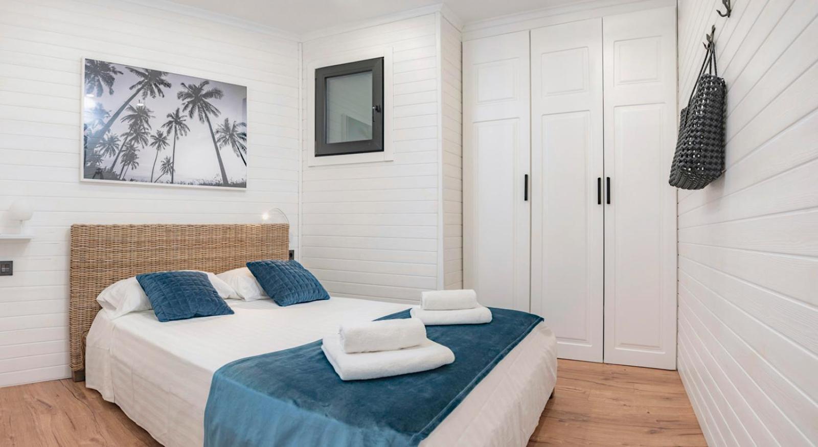 "Breeze" Aparthotel By Parrot'S House Лорет де Мар Екстериор снимка