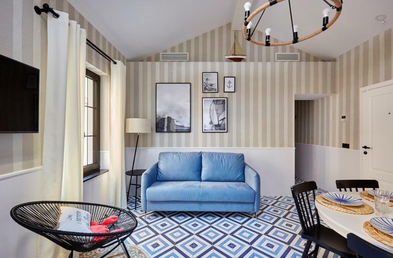 "Breeze" Aparthotel By Parrot'S House Лорет де Мар Екстериор снимка